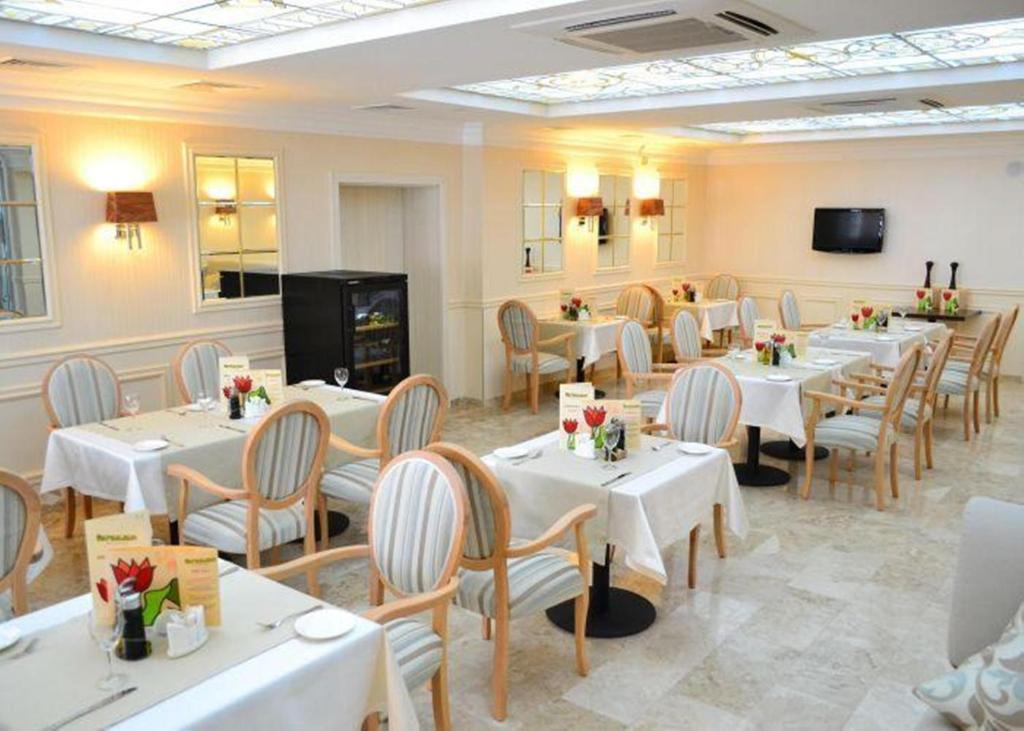 Optima Collection Zhytomyr Hotel Exterior photo