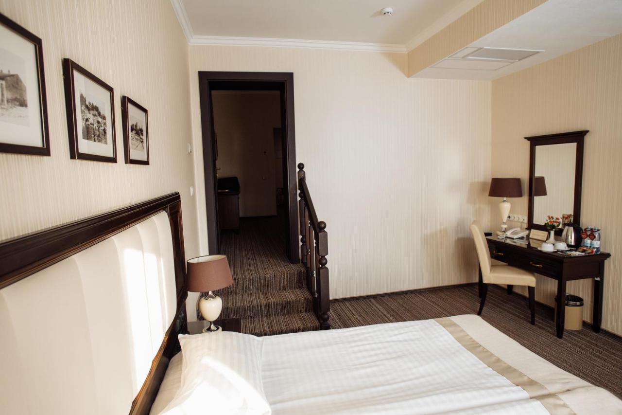 Optima Collection Zhytomyr Hotel Exterior photo